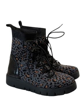 bernie mev. FX Venus Lace Up Knit Boots Size EU 38 US Size 7